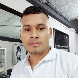 Meet your Posher, Hernaldo